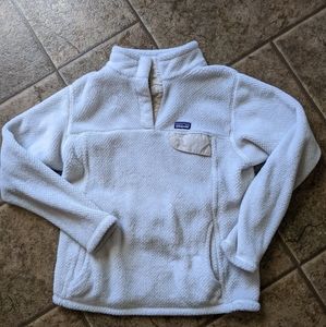 Patagonia sweater fits xs